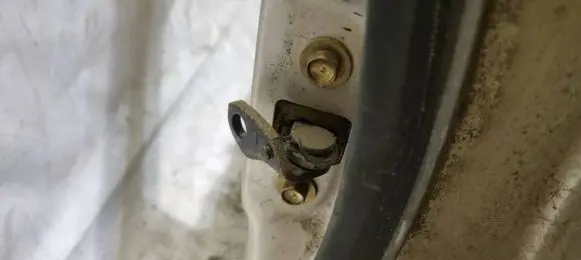 Honda CR-V Front door check strap stopper 