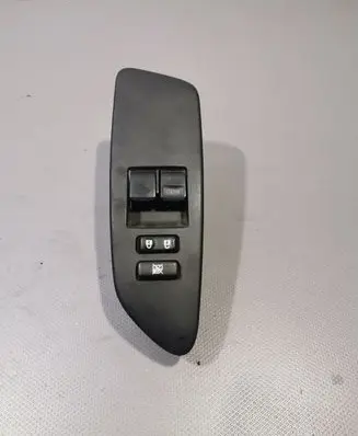 Toyota Auris 150 Electric window control switch