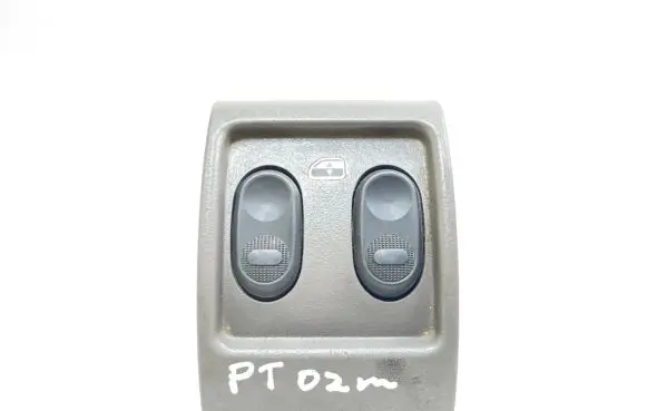 Chrysler PT Cruiser Electric window control switch 74674149 30606L 000744