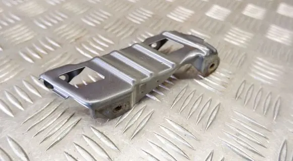 Lexus GS 250 350 300H 450H Fender mounting bracket