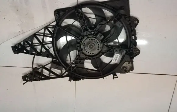 Fiat Doblo Radiator cooling fan shroud 519673540