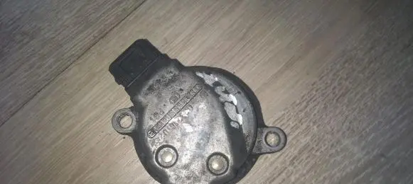 Audi A4 S4 B5 8D Camshaft position sensor 058905161b 0232101024