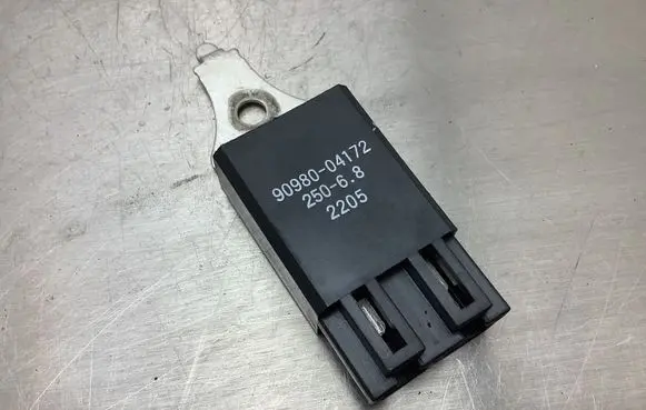 Lexus RX 330 - 350 - 400H Other relay 9098004172 2205 25068