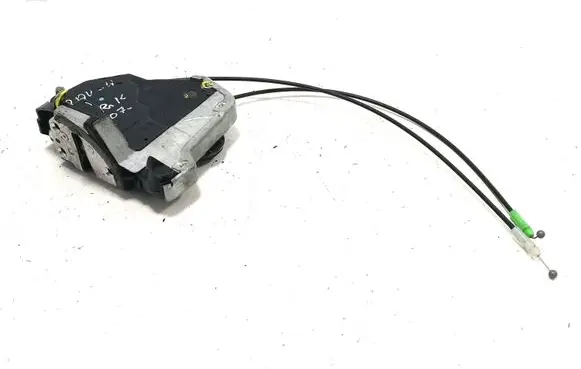 Toyota RAV 4 (XA30) Front door lock 7F0711