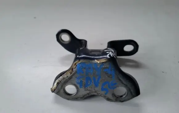 Toyota RAV 4 (XA30) Rear door upper hinge