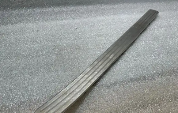 Porsche Cayenne (9PA) Front sill trim cover 7L0853655C