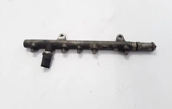 Renault Scenic II - Grand scenic II Fuel main line pipe 8200347176