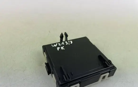 Mercedes-Benz E W213 Door control unit/module A2139005213 A2139025108 A2139012500