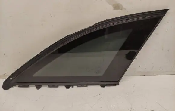 Mercedes-Benz C W205 Rear side window A2056707200 A2056707000 0000088180