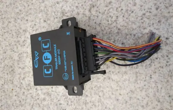 BMW 5 F10 F11 Tow bar trailer control unit/module 52024501C 1010141003872