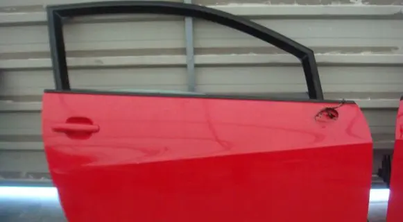 Door (2 Door Coupe)