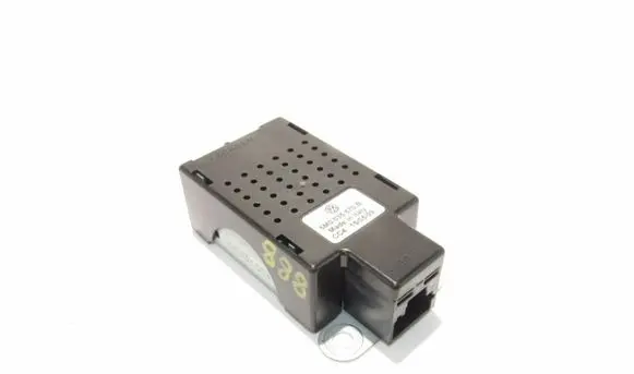 Volkswagen Golf VI Aerial antenna amplifier 5M0035570B