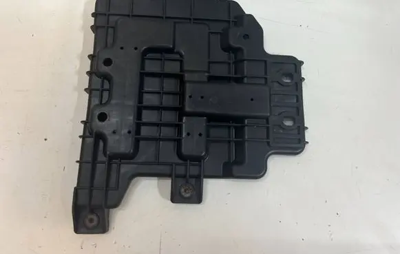Hyundai i20 (PB PBT) Battery tray 371511J450 37151-1J450