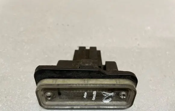 Mercedes-Benz E W211 Number plate light A2038200256