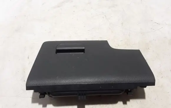Volkswagen Tiguan Glove box 5M1858719
