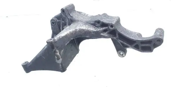 Volkswagen Transporter - Caravelle T4 Generator/alternator bracket 074145169F