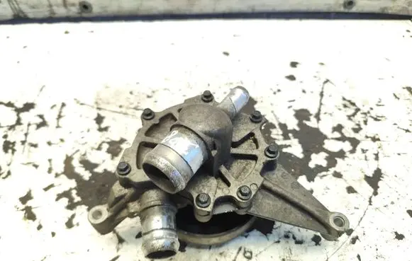 Lincoln LS Water pump F5DE8A528BB