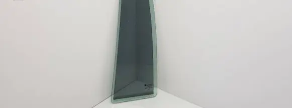 Opel Zafira A Rear vent window glass 