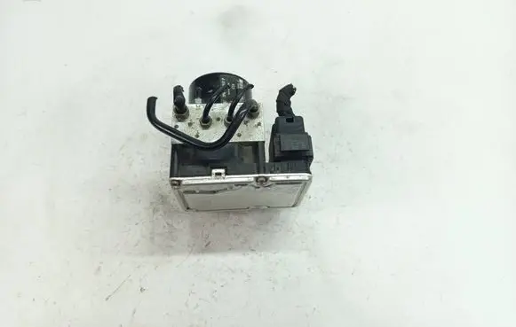 Volkswagen Touareg II ABS Pump 7P0907379P 7P0614517P