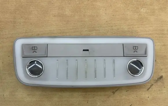 Mercedes-Benz E W212 Rear seat light A2128205001