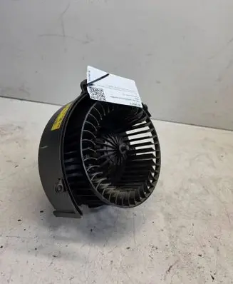 Opel Zafira A Heater fan/blower 90437893