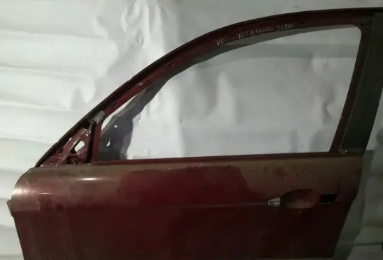 Alfa Romeo 147 Front door raudonos