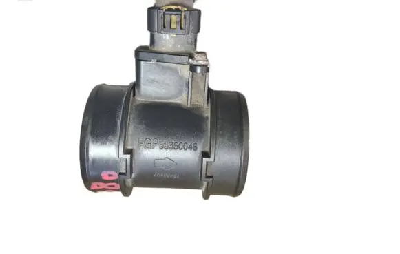 Opel Zafira B Mass air flow meter 55350046