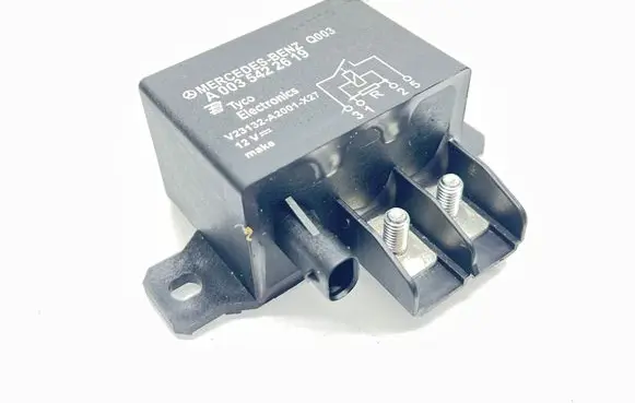 Mercedes-Benz C W204 Other relay A0035422619