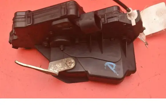 BMW 3 E36 Front door lock 