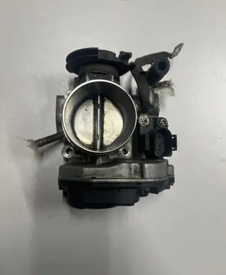 Audi A3 S3 8L Throttle valve 06A133064