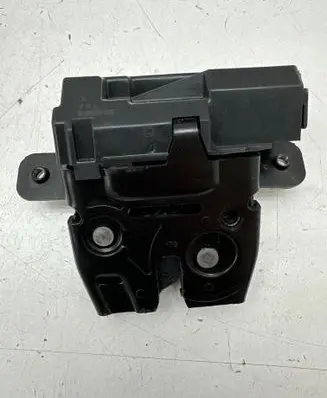 Ford Fiesta Tailgate/trunk/boot lock/catch/latch D3D0B EQM909