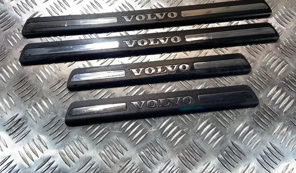 Volvo S80 Sill/side skirt trim 8659961 8659960