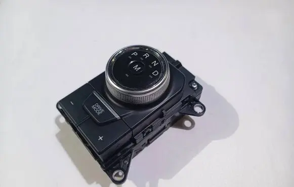 Ford Expedition Gear selector JL1P-7P155-GG