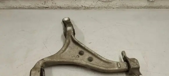Mercedes-Benz GL X166 Front lower control arm/wishbone 16603 A16603