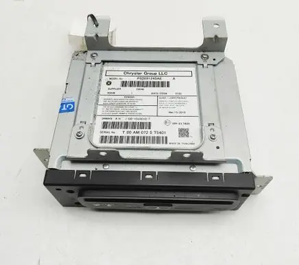 Jeep Grand Cherokee CD/DVD changer 05091245AE P05091245AE
