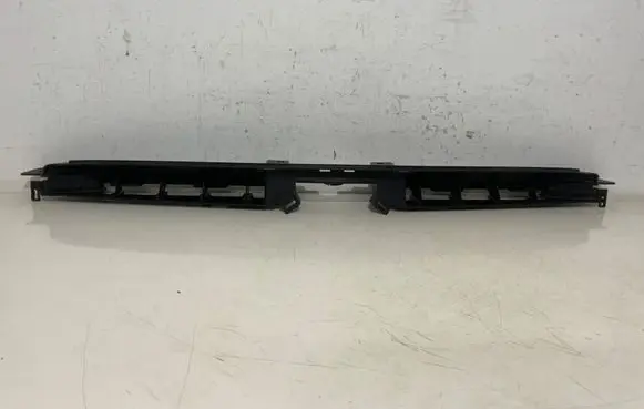 Mercedes-Benz GLE W167 Intercooler air channel guide A1678859111