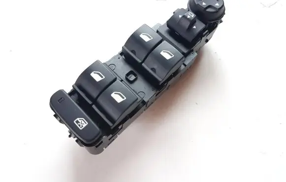 Peugeot 3008 II Electric window control switch 98319739ZD