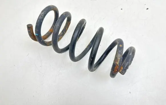 Honda CR-V Rear coil spring