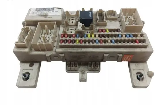 Ford Focus Fuse box set 4M5T-14A073-AF