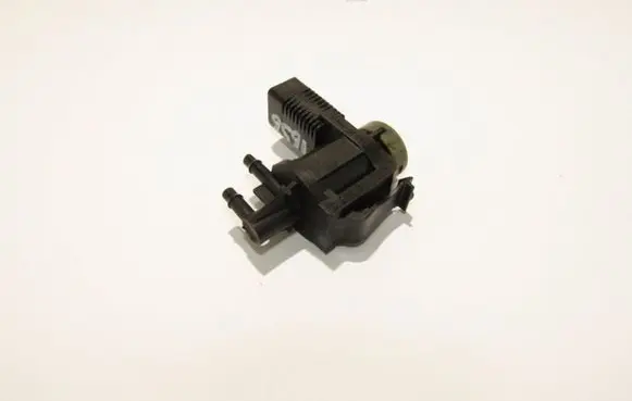Volkswagen PASSAT B6 Vacuum valve 1J0906283C