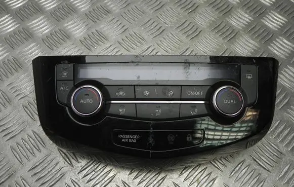 Nissan Qashqai Climate control unit 27500HV00A Y1065