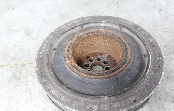 Audi A8 S8 D3 4E Crankshaft pulley 057105251 059105251