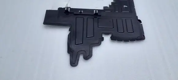 Intercooler air guide/duct channel
