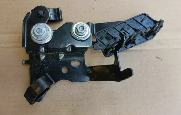 Audi A3 S3 8V Other engine part 5Q0971890 5Q0906287