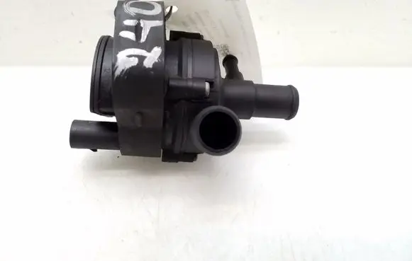 Mercedes-Benz CLS C218 X218 Electric auxiliary coolant/water pump A2118350028