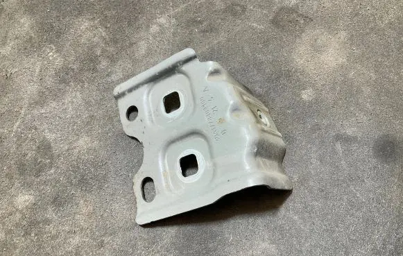 Mercedes-Benz A W177 Fender mounting bracket A1778802100 5214A