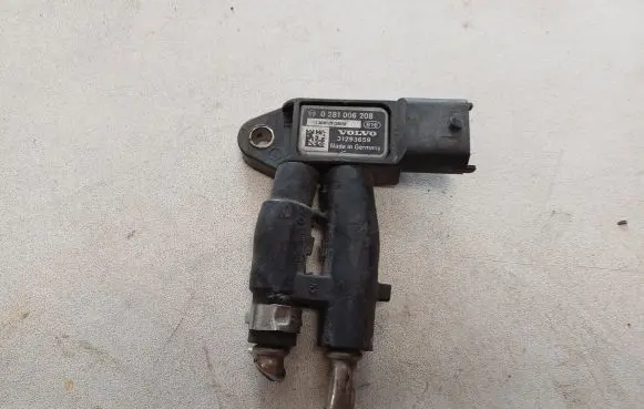 Volvo V40 Exhaust gas pressure sensor 0281006208 31293659