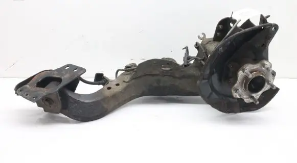 Nissan X-Trail T32 Rear wheel hub