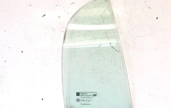 Opel Astra G Rear vent window glass DOT36AS2M129