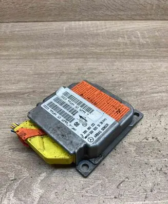 Mercedes-Benz A W168 Airbag control unit/module 0018203126 0285001222USED
